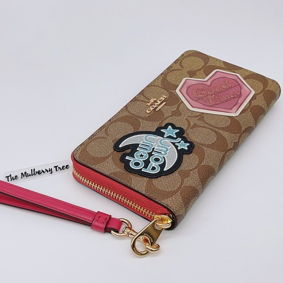 Coach C6995 Long Zip Around Wallet In Signature Canvas With Disco Patches NWT - Picture 3 of 9